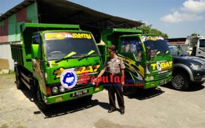 8 Penambang Pasir Liar Diamankan Satresmob Polres Sumenep