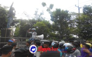 Ini Alasannya Kajari Sumenep Enggan Temui Pendemo
