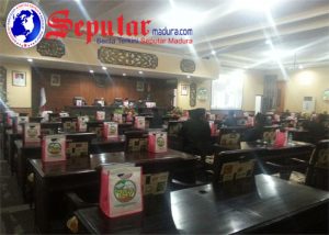 36-anggota-dewan-absen-di-rapat-paripurna-istimewa-hari-jadi-sumenep-ke-747