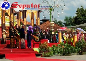 mensos-khafifah-indar-parawansah-buka-prosesi-hari-jadi-sumenep-ke-747