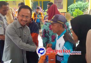 13 KK Korban Banjir di Pamekasan Menerima Bantuan Pemerintah