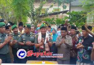 Kasdam V Brawijaya Resmikian Masjid Nur Inka Di Pulau Giliiyang Sumenep