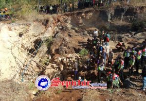 19 Jam Dua Korban Longsor Galian Batu di Sumenep Berhasil di Evakuasi