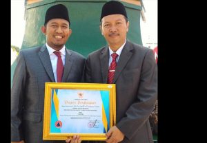 Wabup Sumenep Terima Penghargaan Penanganan Bencana Terbaik se Jatim