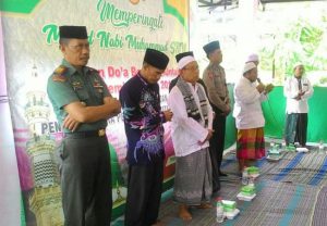 https://seputarmadura.com/wp-content/uploads/2018/12/Danramil-0827-11-Hadiri-Maulid-Nabi-di-Pendopo-Kecamatan-Pasongsongan.jpg