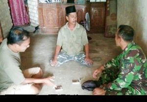 https://seputarmadura.com/wp-content/uploads/2019/01/Anjangsana-Rekatkan-Hubungan-Antara-Babinsa-di-Sumenep-dan-Warga-Binaannya.jpg