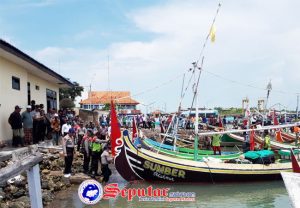 https://seputarmadura.com/wp-content/uploads/2019/02/Tangkap-Ikan-Pakai-Sarkak-Sesama-Nelayan-di-Sumenep-Konflik.jpg