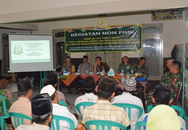 https://seputarmadura.com/wp-content/uploads/2019/03/TMMD-104-Kodim-Sumenep-Gelar-Penyuluhan-ADD-Dan-Hukum.jpg