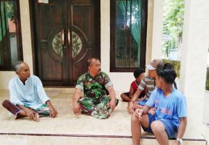 https://seputarmadura.com/wp-content/uploads/2019/04/Anjangsana-Bersama-Warga-Untuk-Mempererat-Tali-Silaturahmi-Babinsa-Koramil-0827-23-Giligenting.jpg
