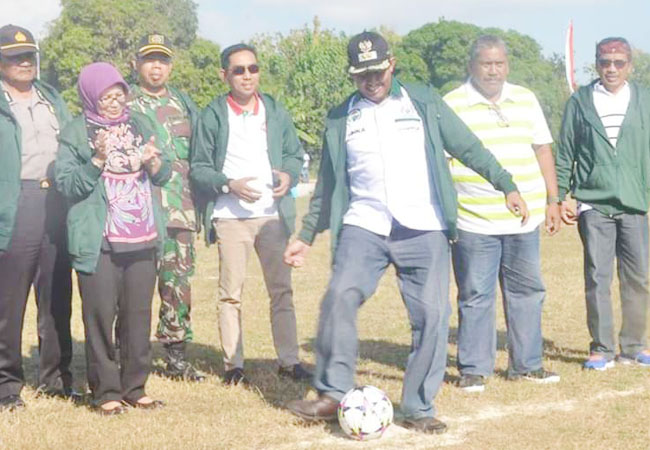 https://seputarmadura.com/wp-content/uploads/2019/07/Wabup-Sumenep-Menilai-Ajang-LDN-Jadi-Pintu-Masuk-Atlit-Sepakbola-Daerah-.jpg