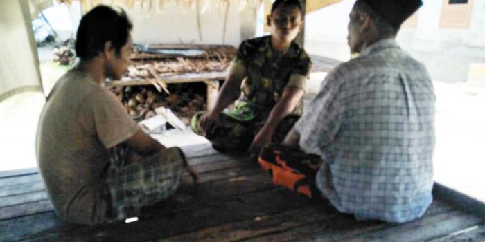 https://seputarmadura.com/wp-content/uploads/2019/09/Optimalkan-Komsos-Melalui-Anjangsana-Babinsa-Koramil-Masalembu-.jpg