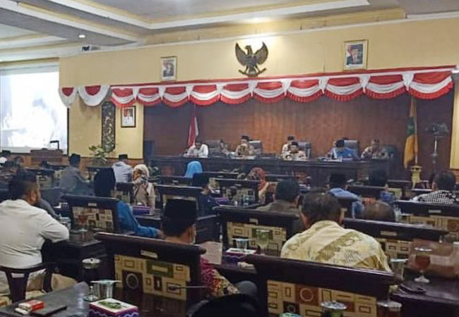 https://seputarmadura.com/wp-content/uploads/2019/10/Akhirnya-Tiga-Alat-Kelengkapan-DPRD-Sumenep-Terbentuk.jpg