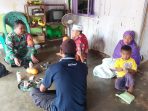 https://seputarmadura.com/wp-content/uploads/2019/11/Dekatkan-Diri-Dengan-Warga-Babinsa-Koramil-Kalianget-Gelar-Komsos.jpg