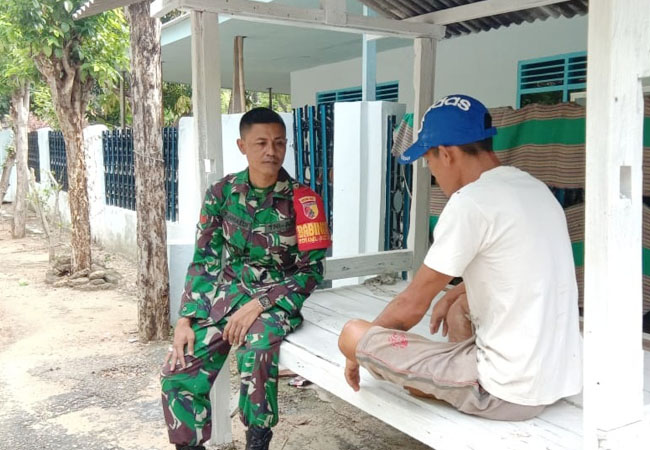 https://seputarmadura.com/wp-content/uploads/2019/12/Cara-Babinsa-Dekati-Warga-Dengan-Rutin-Komsos.jpg