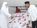 https://seputarmadura.com/wp-content/uploads/2020/03/Ditengah-Wabah-Corona-11-432-Bungkus-Sembako-Dari-Achmad-Fauzi-Peduli-Mulai-Disebar-ke-Warga-Kurang-Mampu-di-Sumenep.jpg