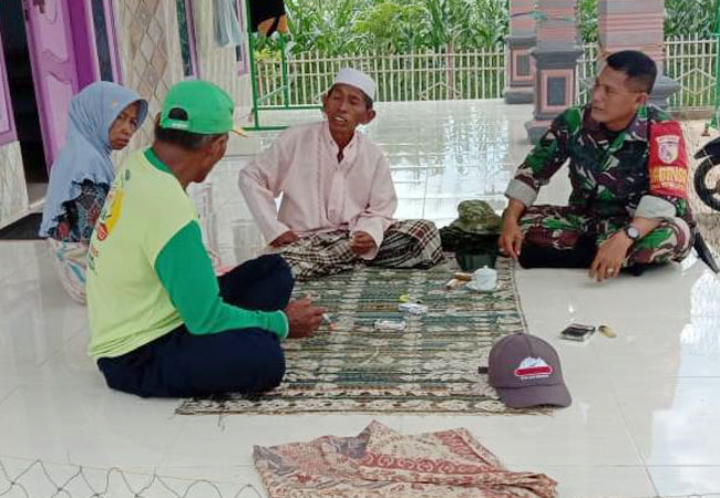 https://seputarmadura.com/wp-content/uploads/2020/03/Membina-Kedekatan-Bersama-Warga-Desa-Dengan-Komsos-Ditingkat-Babinsa.jpg