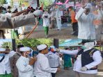 https://seputarmadura.com/wp-content/uploads/2020/04/196-Santri-Ponpes-Sidogiri-Tiba-di-Sumenep-Sambil-Diperiksa-dan-Disemprot-Desinfektan-.jpg