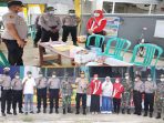 https://seputarmadura.com/wp-content/uploads/2020/04/Kapolres-Sumenep-Secara-Aktif-Bergabung-di-Pos-Pantau-Covid-19.jpg