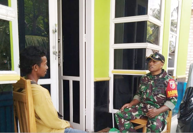 https://seputarmadura.com/wp-content/uploads/2020/04/Kekompakan-Tercipta-Atas-Aktifnya-Komsos-Babinsa-Koramil-Sapeken.jpg