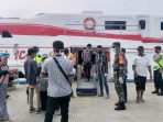 https://seputarmadura.com/wp-content/uploads/2020/04/Siaga-Pos-Pam-di-Pelabuhan-Kalianget-Penumpang-Jalani-Pemeriksaan-Kesehatan-Antisipasi-Covid-19.jpg