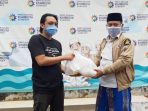 https://seputarmadura.com/wp-content/uploads/2020/05/Aksi-Sosial-Pembagian-Sembako-Selama-Pandemi-Covid-19-Terus-Disalurkan-PWI-Sumenep.jpg