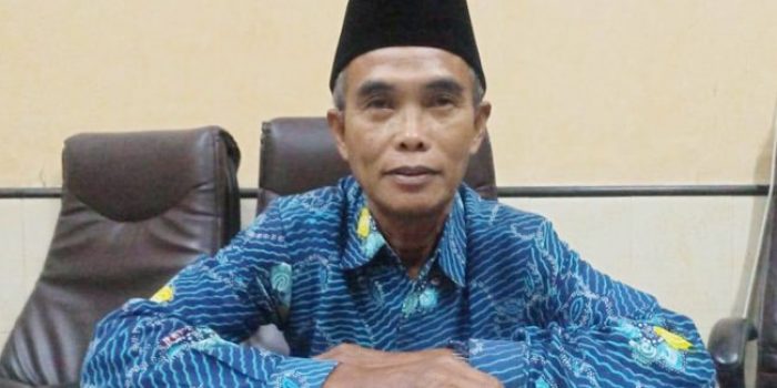 https://seputarmadura.com/wp-content/uploads/2020/06/Anggota-Dewan-Sumenep-Meminta-Pemkab-Tutup-Perusahaan-Penyumbang-Kluster-Covid-19.jpg