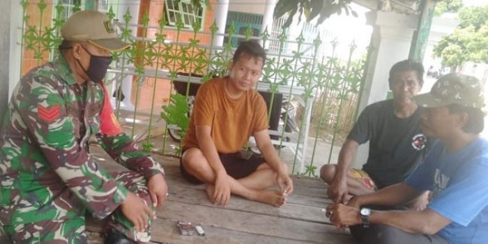 https://seputarmadura.com/wp-content/uploads/2020/06/Jalinan-Keakraban-Bersama-Warga-Selalu-Dibina-Oleh-Babinsa-Koramil-Raas-Lewat-Komsos.jpg