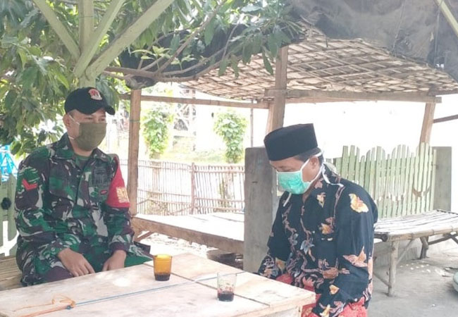 https://seputarmadura.com/wp-content/uploads/2020/07/Interaksi-dan-Kekompakan-Diciptakan-Babinsa-Koramil-Giligenting-Lewat-Komsos.jpg