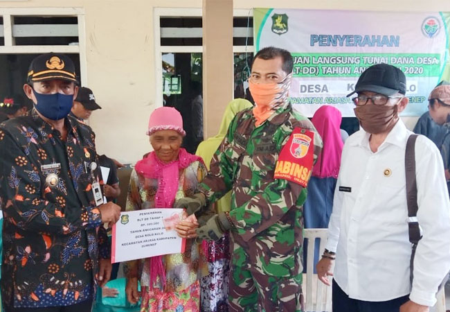 https://seputarmadura.com/wp-content/uploads/2020/07/Pendampingan-BLT-Secara-Tunai-Dilakukan-Babinsa-Koramil-Kangean.jpg