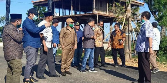 https://seputarmadura.com/wp-content/uploads/2020/07/Proyek-Pembangunan-Jalan-Lingkar-Utara-di-Sidak-Komisi-III-DPRD-Sumenep.jpg