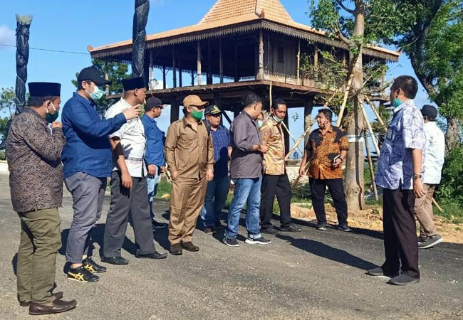 https://seputarmadura.com/wp-content/uploads/2020/07/Proyek-Pembangunan-Jalan-Lingkar-Utara-di-Sidak-Komisi-III-DPRD-Sumenep.jpg