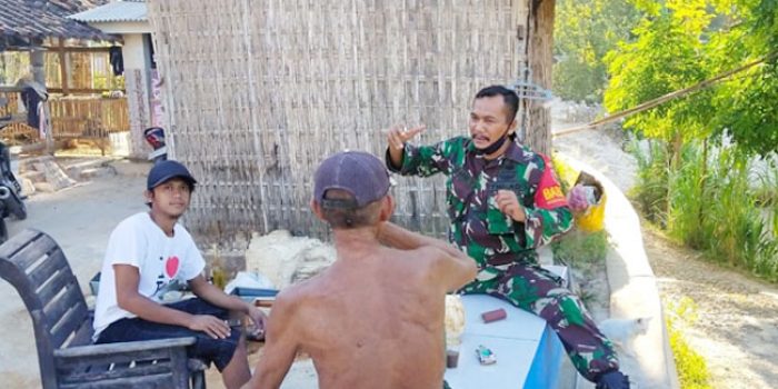 https://seputarmadura.com/wp-content/uploads/2020/08/Gerakan-Babinsa-Koramil-Bluto-Tinjau-Perkembangan-Warga-Dengan-Komsos-.jpg