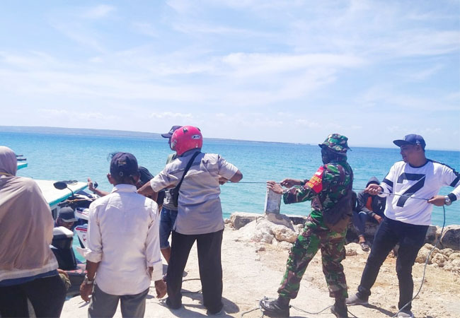 https://seputarmadura.com/wp-content/uploads/2020/09/Pelabuhan-Aenganyar-Dipantau-Langsung-Babinsa-Koramil-Giligenting.jpg