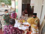 https://seputarmadura.com/wp-content/uploads/2020/10/Babinsa-dan-Bhabinkamtibmas-Raas-Bersinergi-Sosialisasikan-Pencegahan-Penularan-Covid-19.jpg