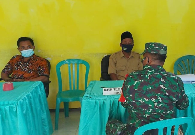 https://seputarmadura.com/wp-content/uploads/2021/01/Ditengah-Wabah-Pandemi-Covid-19-Babinsa-Terus-Pererat-Jalinan-Silaturrahmi-.jpg