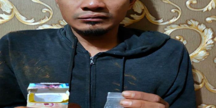 https://seputarmadura.com/wp-content/uploads/2021/03/Pengedar-Sabu-asal-Pulau-Kangean-Ditangkap-Polisi.jpg