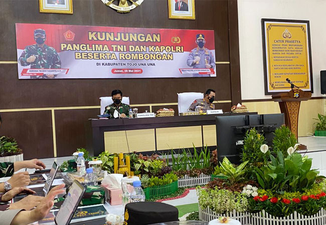 https://seputarmadura.com/wp-content/uploads/2021/05/Panglima-TNI-dan-Kapolri-Pastikan-Negara-Tak-Akan-Kalah-dari-Teroris.jpg