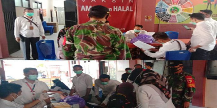 https://seputarmadura.com/wp-content/uploads/2021/08/Babinsa-Dampingi-Penyuntikan-Vaksinasi-Tahap-3-Bagi-Nakes-di-Puskesmas-Bluto-.jpg