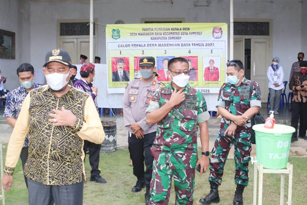 https://seputarmadura.com/wp-content/uploads/2021/11/Tinjau-Sejumlah-TPS-Dandim-0827-Sumenep-bersama-Forkopimda-Pastikan-Pilkades-Serentak-2021-Berjalan-Aman-dan-Lancar.jpg