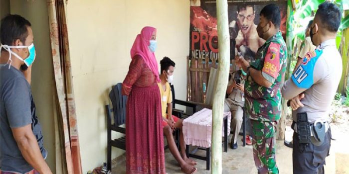 https://seputarmadura.com/wp-content/uploads/2022/02/Babinsa-Koramil-0827-01-Kota-Dampingi-Tim-Tracing-Contact-Erat-Terkonfirmasi-Covid-19-di-Masyarakat.jpg