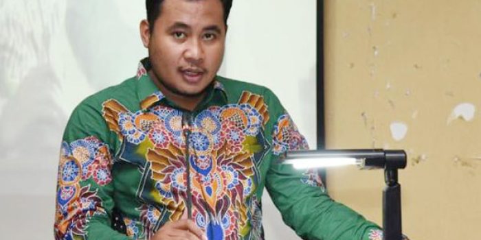 https://seputarmadura.com/wp-content/uploads/2023/03/Tingkatkan-Ekonomi-Wakil-Ketua-II-DPRD-Sumenep-Menilai-Saatnya-Pasar-Minggu-Diadakan-di-Tiap-Kecamatan-.jpg