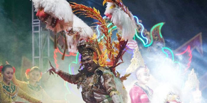 https://seputarmadura.com/wp-content/uploads/2023/08/Pagelaran-Seni-dan-Budaya-Tampil-di-Madura-Culture-Festival-2023.jpg