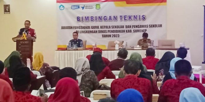 https://seputarmadura.com/wp-content/uploads/2023/10/Disdik-Sumenep-Libatkan-Guru-Pengawas-dan-Kepala-Sekolah-Dalam-Bimtek-Jabatan-Fungsional.jpg