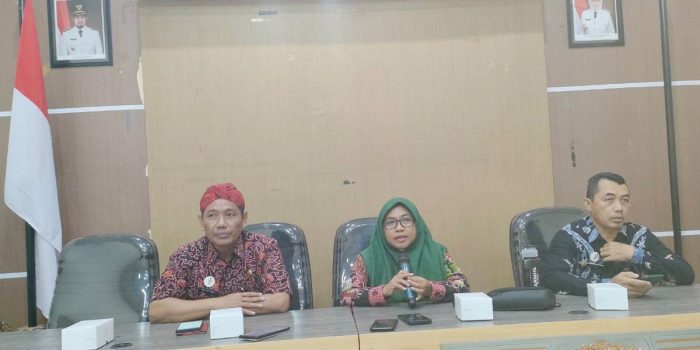 https://seputarmadura.com/wp-content/uploads/2023/12/Dinkes-Sumenep-Nyatakan-Pengambilan-Sampel-Darah-SHK-Bayi-Baru-Lahir-Sangat-Penting-.jpg